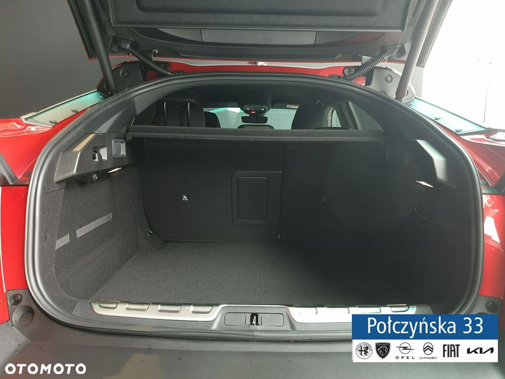 Peugeot 408 - 31