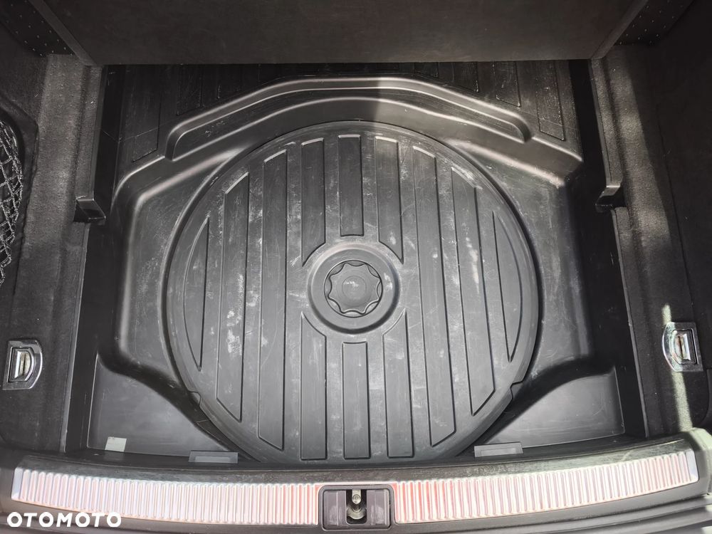 Audi A4 Avant 2.0 TDI - 30