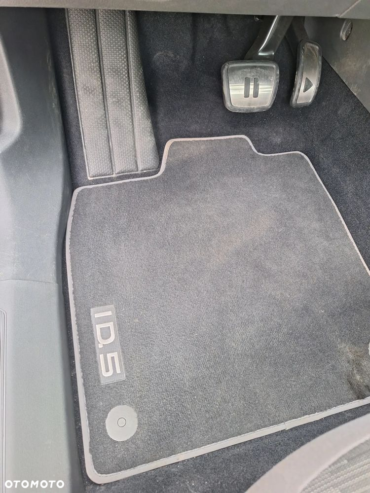 Volkswagen ID.5 77kWh Pro Performance - 12
