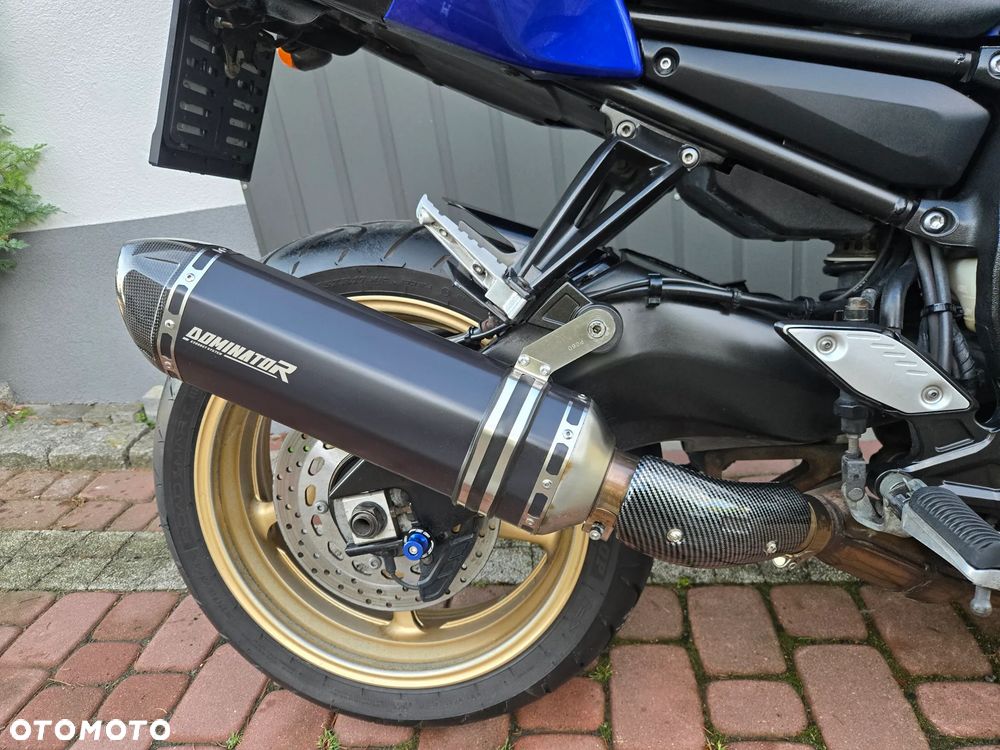 Yamaha FZ8 - 27