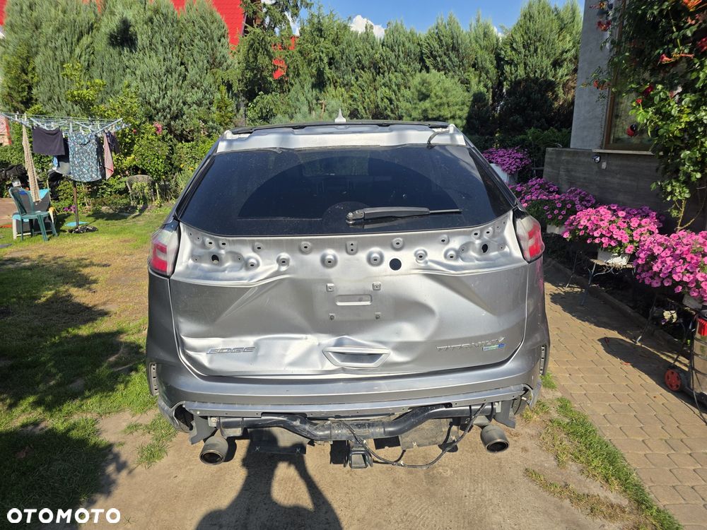 Ford Edge - 3
