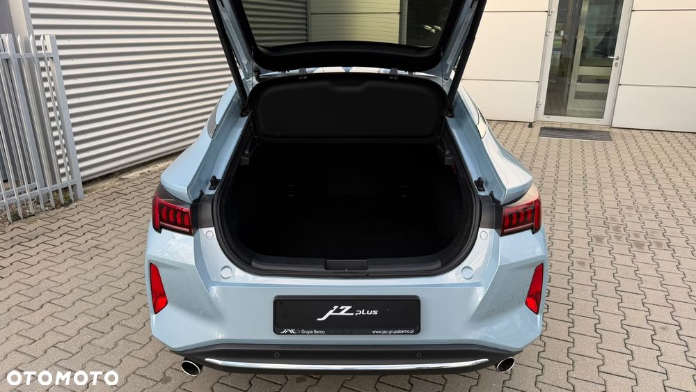 JAC J7 Plus CVT - 8