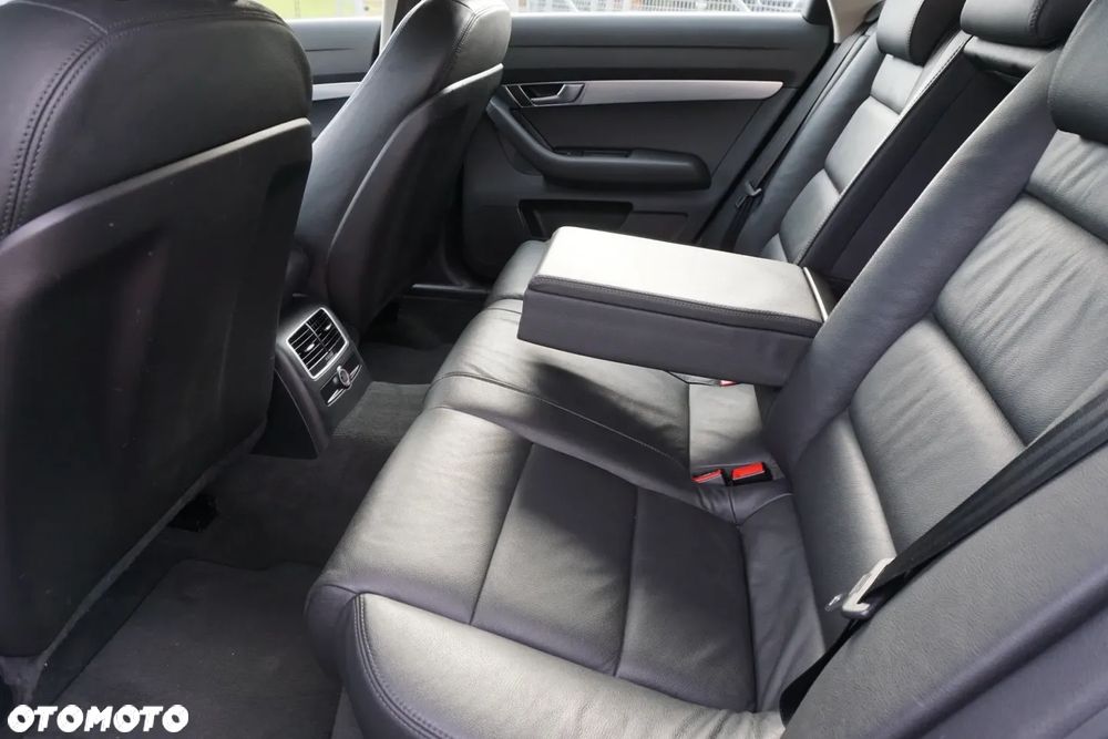 Audi A6 Avant - 11
