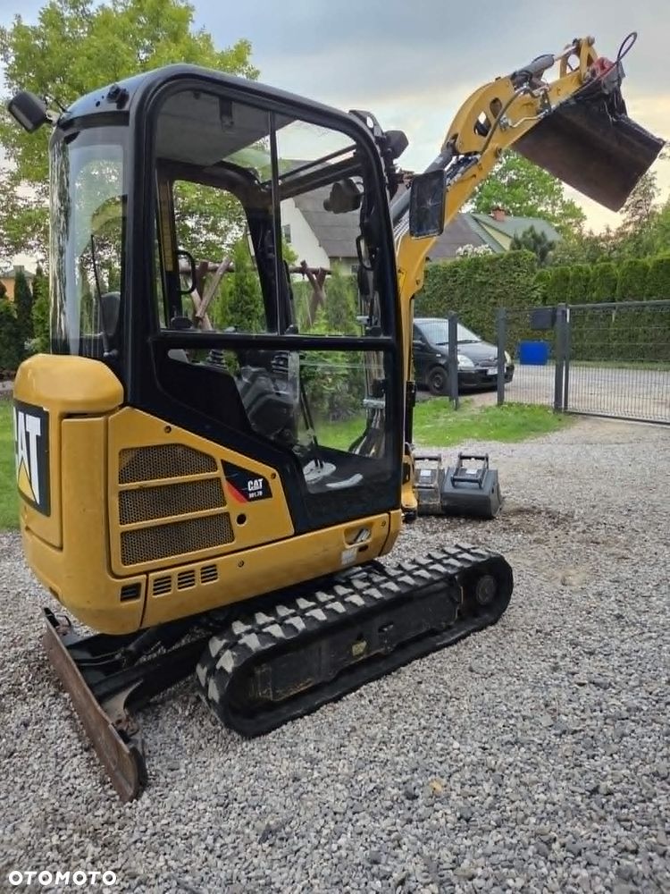 Caterpillar CAT 301. 7D - 7