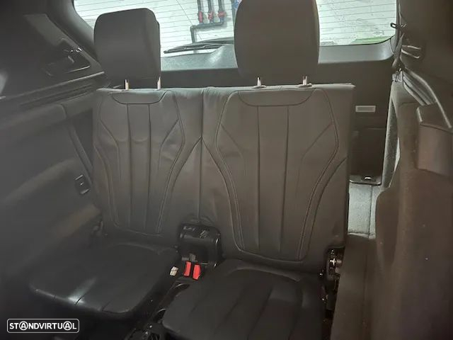 BMW X5 25 d sDrive Comfort 7L - 9