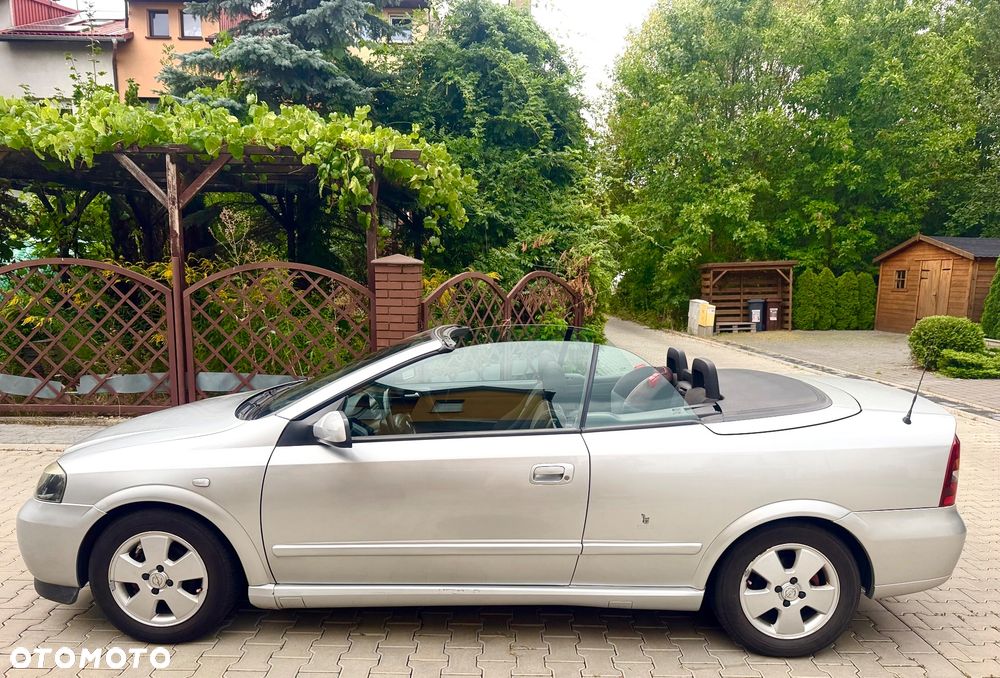 Opel Astra - 8