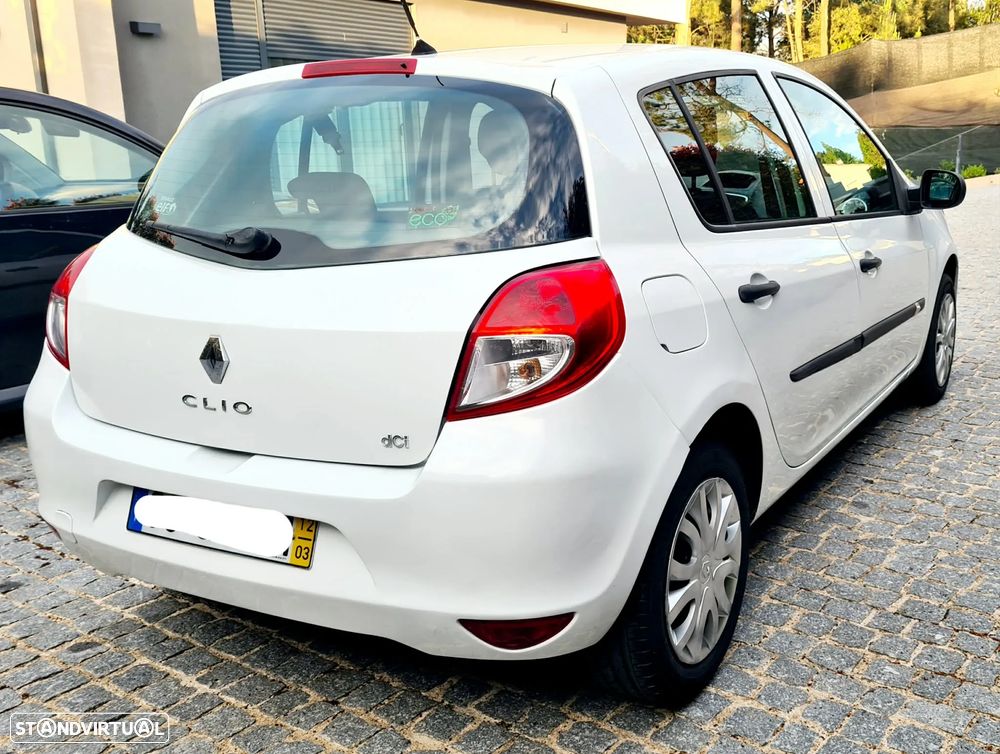 Renault Clio - 2