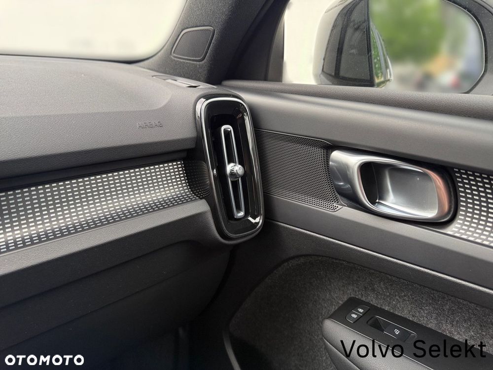 Volvo XC 40 - 20