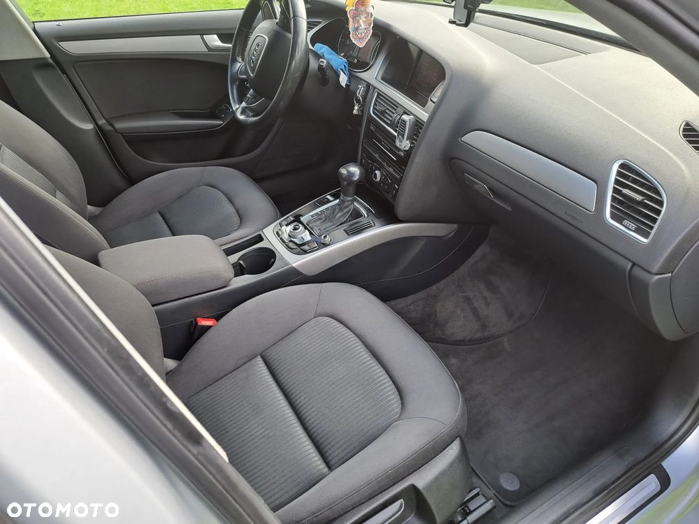 Audi A4 Avant 2.0 TDI Multitronic - 9