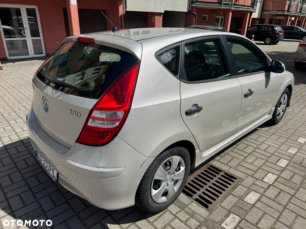 Hyundai i30 1.4 Classic - 6