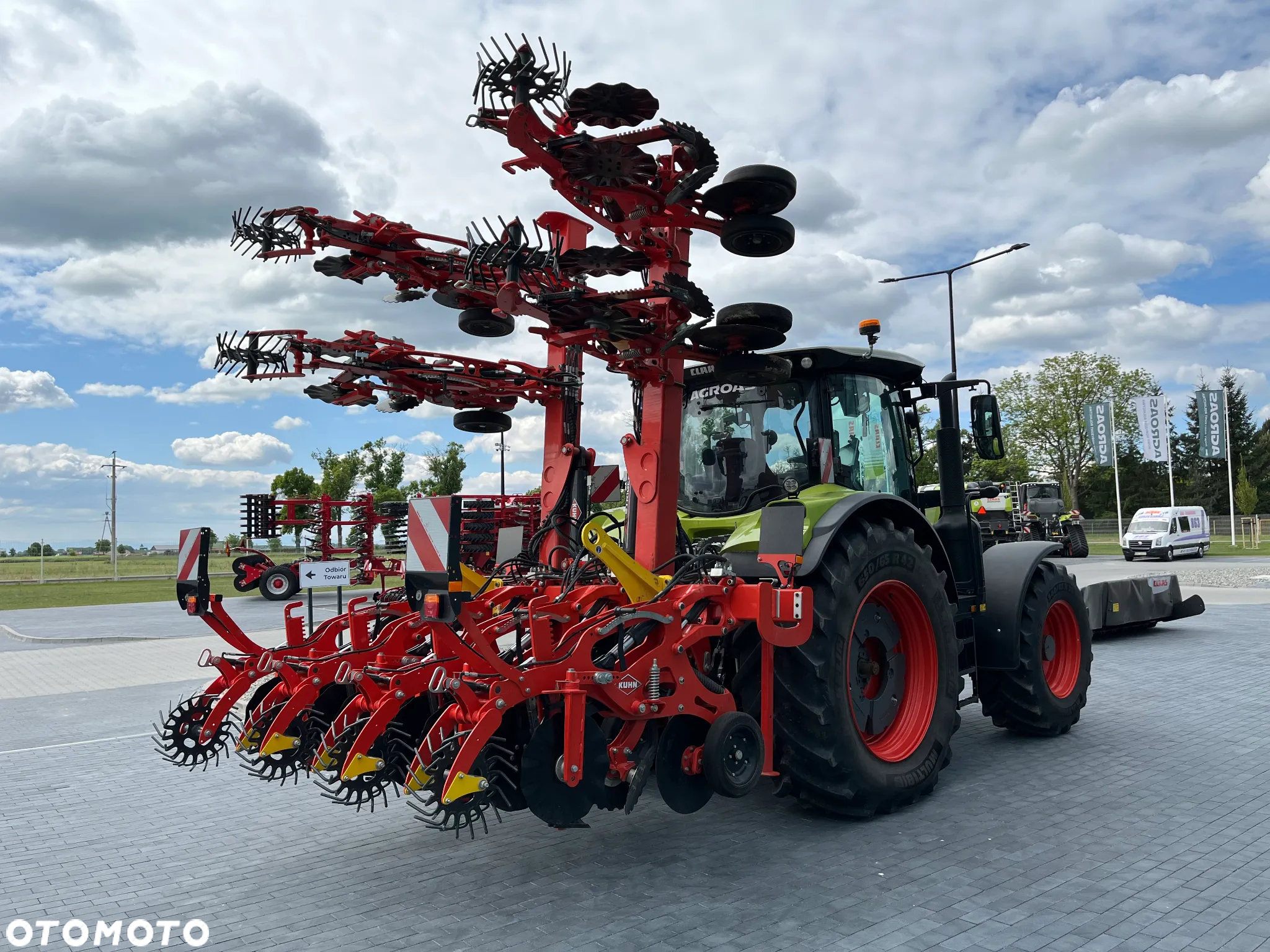 Kuhn STRIGER 600R - 8