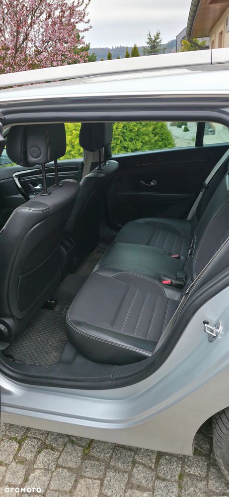 Renault Laguna dCi 150 FAP Bose - 11