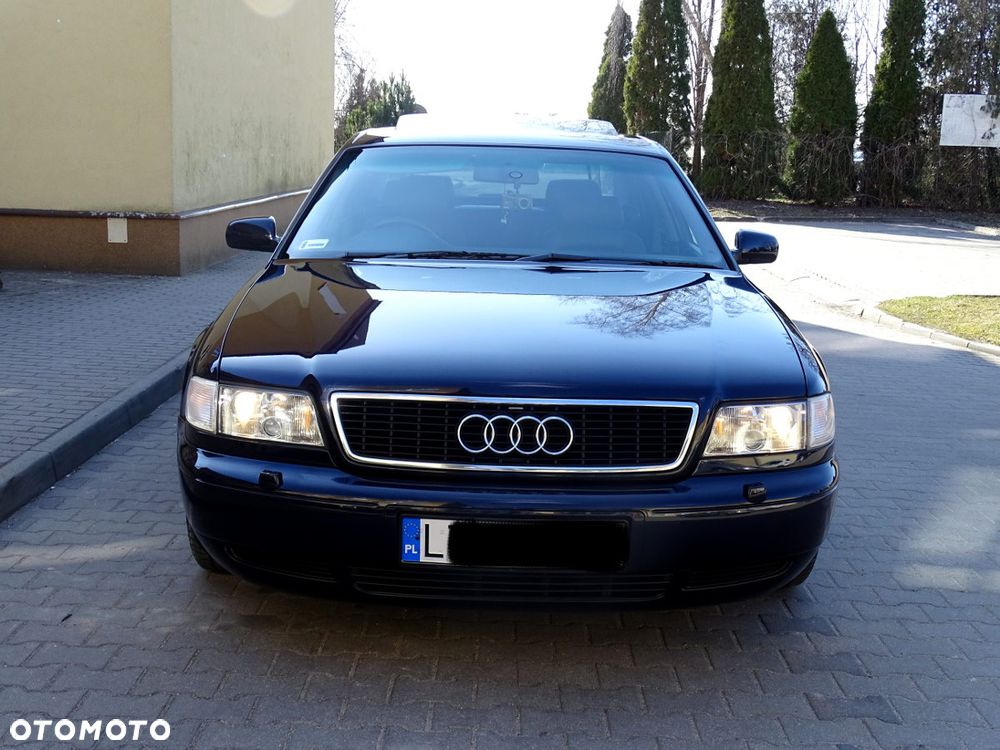 Audi A8 - 2
