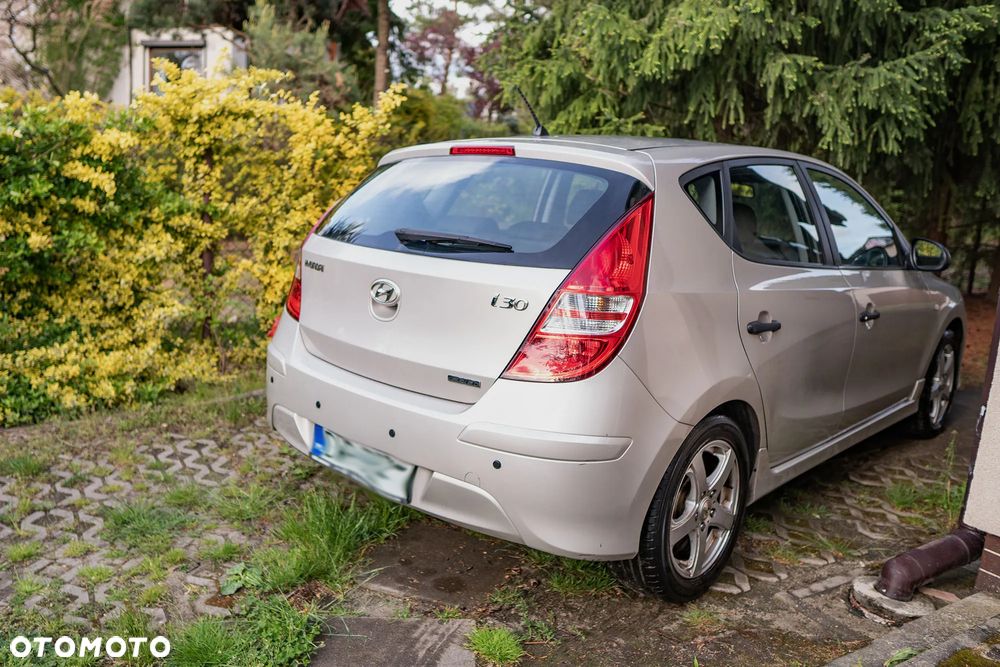 Hyundai i30 1.6 CRDi Base - 8