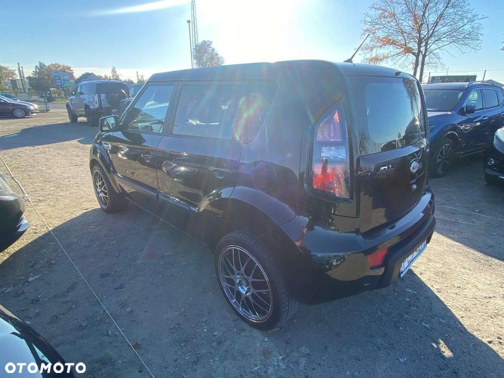 Kia Soul 1.6 CRDi L - 2