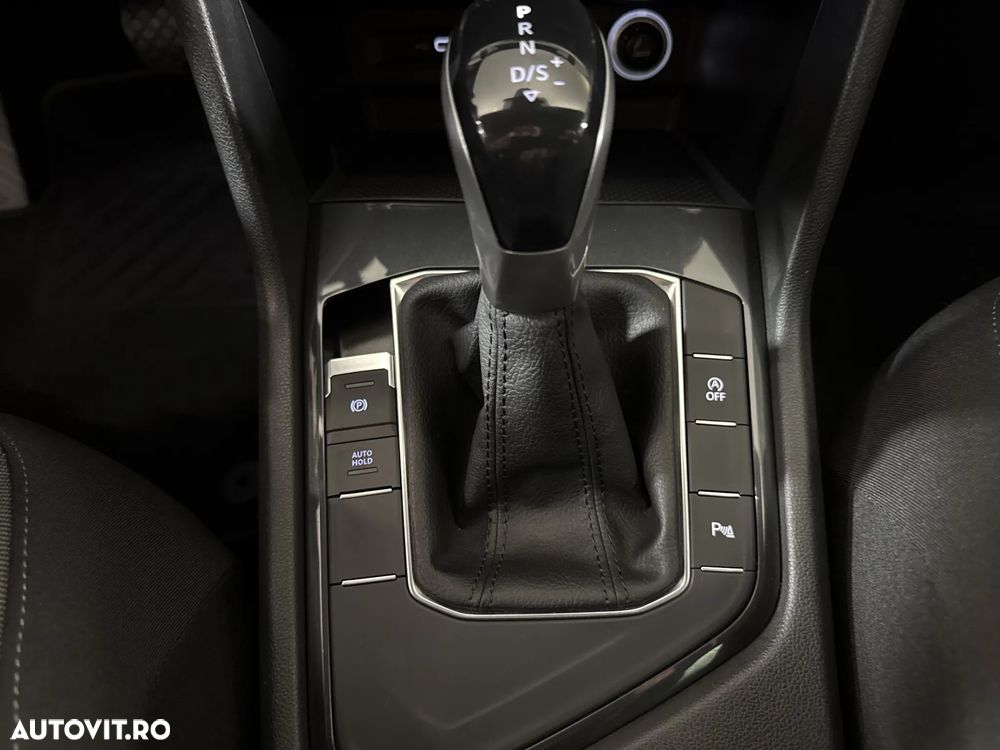 Volkswagen Tiguan - 18
