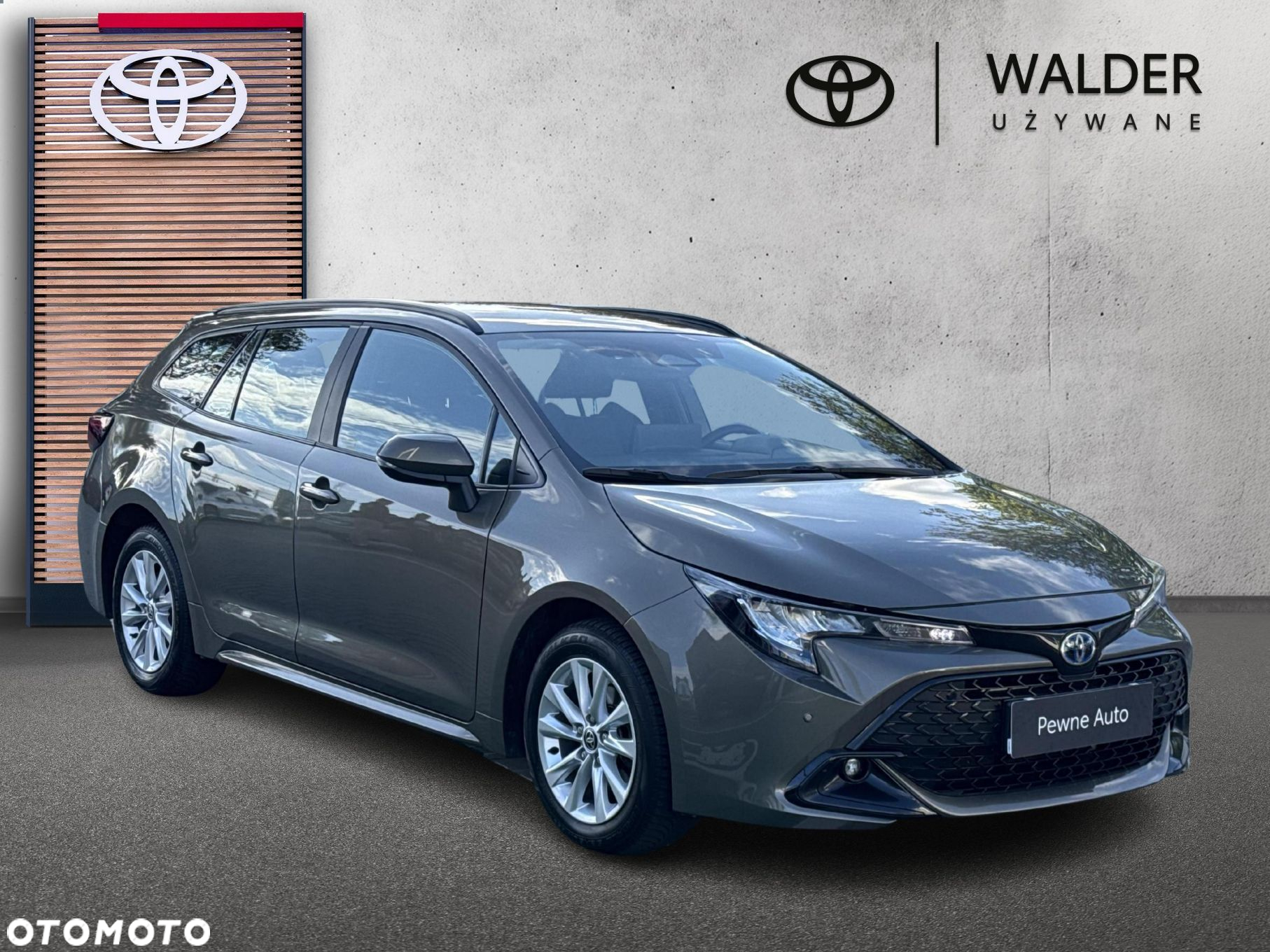 Toyota Corolla 1.8 Hybrid Comfort - 2