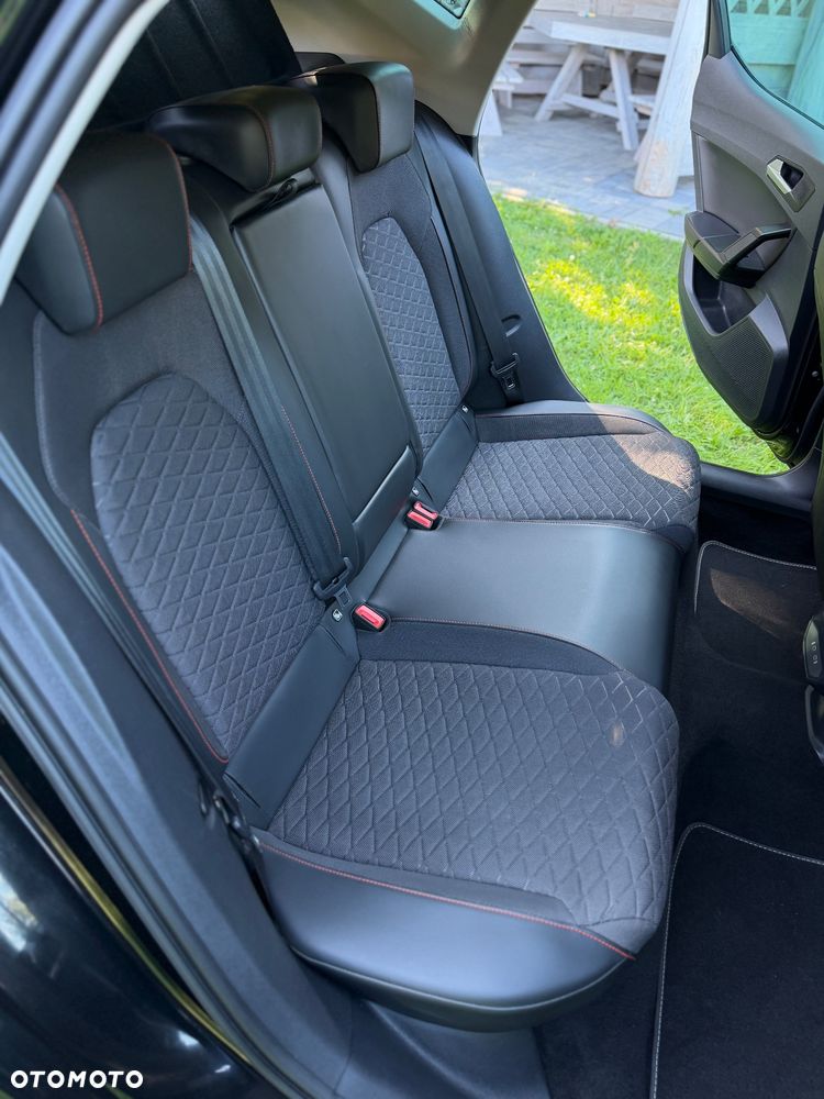 Seat Leon 2.0 TDI DSG FR Black Edition - 8
