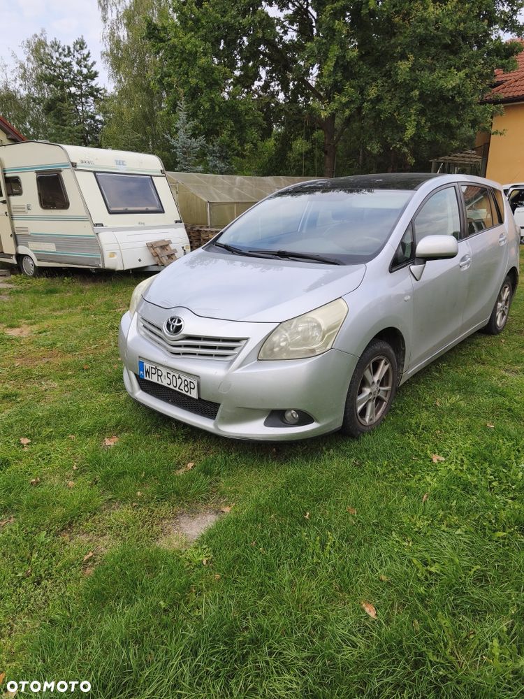 Toyota Verso - 2