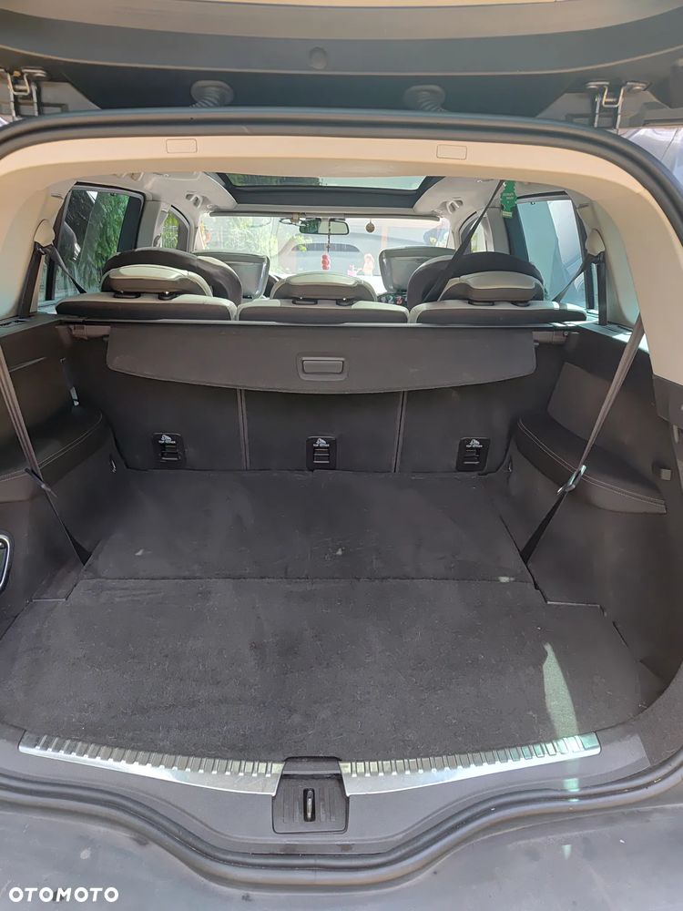 Renault Espace 1.6 dCi Energy Initiale Paris EDC 7os - 5