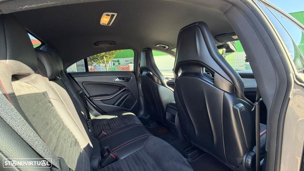 Mercedes-Benz CLA 45 AMG 4-Matic - 9