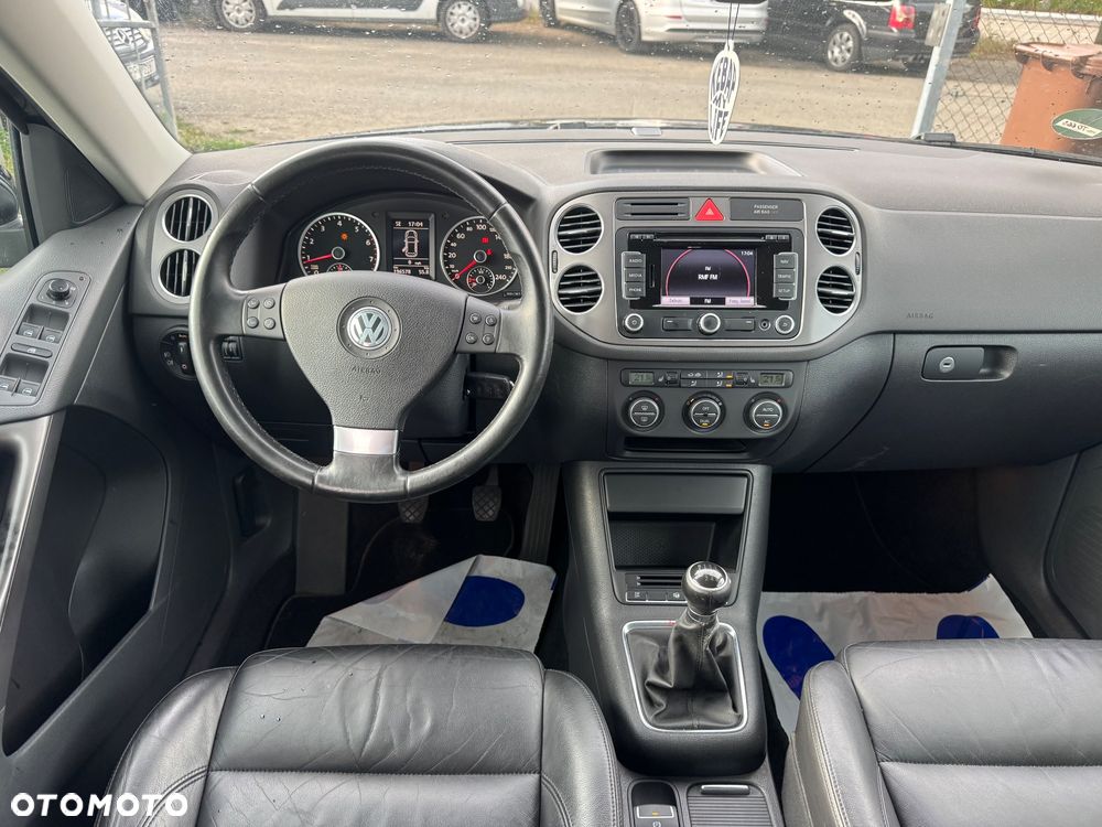Volkswagen Tiguan - 37