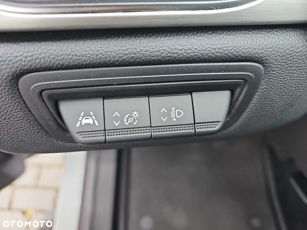 Renault Captur 1.0 TCe Intens - 10