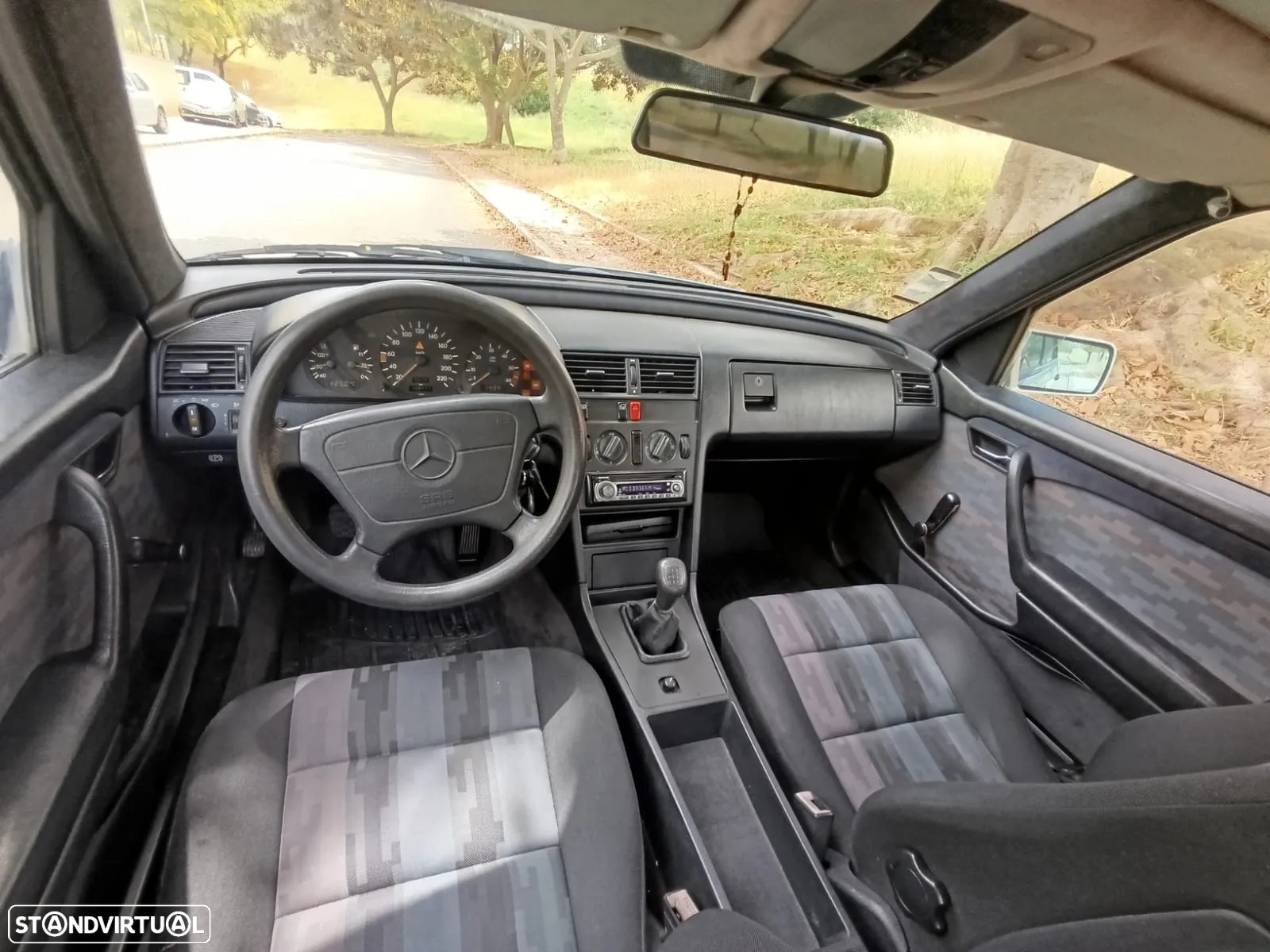 Mercedes-Benz C 220 D Elegance - 11