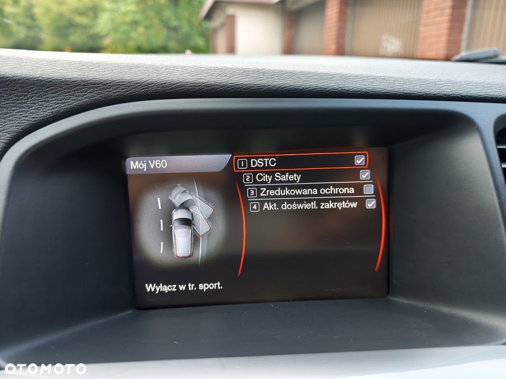 Volvo V60 D3 Momentum - 17