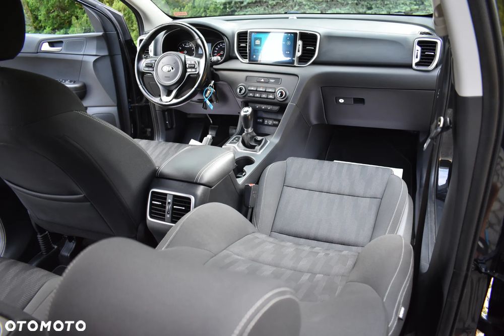 Kia Sportage 1.6 GDI 2WD DREAM-TEAM EDITION - 12