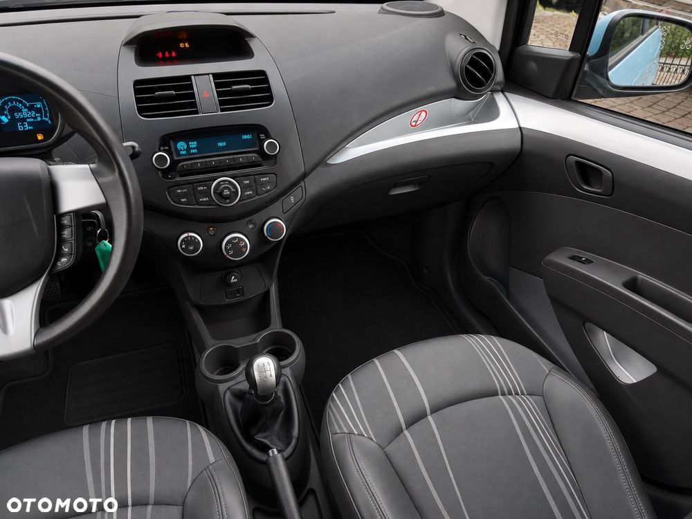 Chevrolet Spark 1.2 LT+ - 10