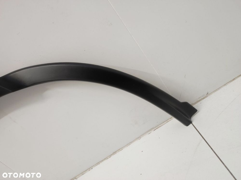 listwa na błotnik błotnika prawa tył land rover discovery sport l550 v 5 - 2