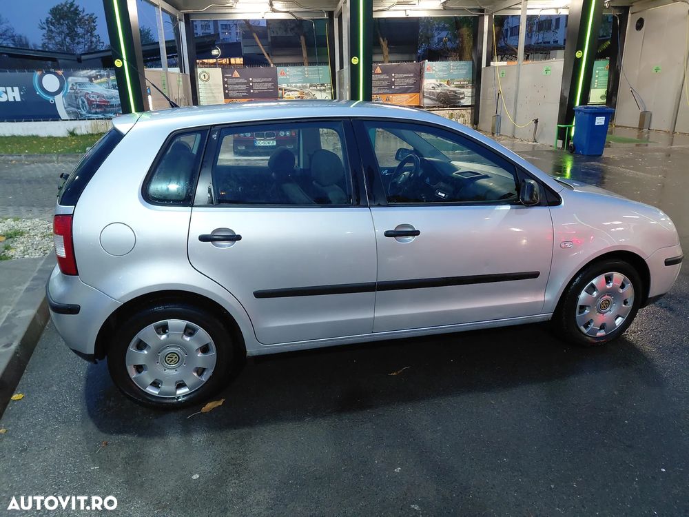 Volkswagen Polo - 8