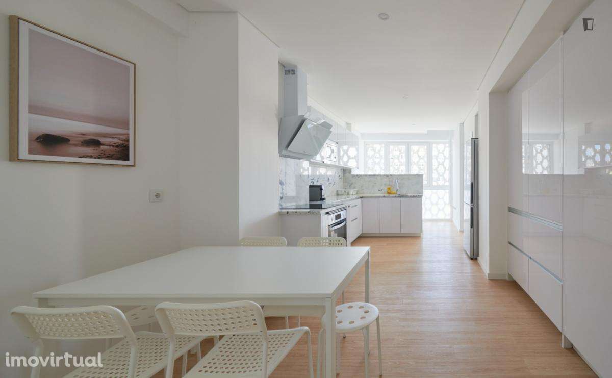 Quarto - localizado em Telheiras Lisbon - Grande imagem: 3/18