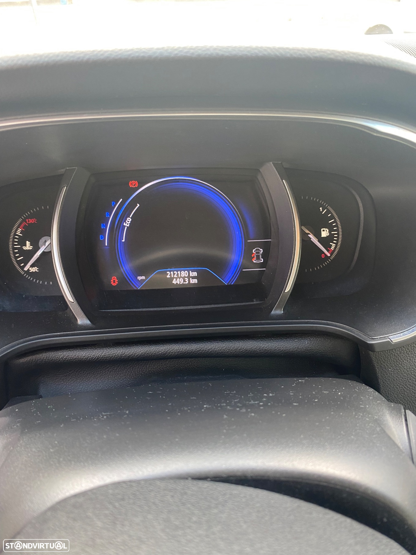 Renault Mégane Sport Tourer ENERGY dCi 110 EDC LIMITED - 9