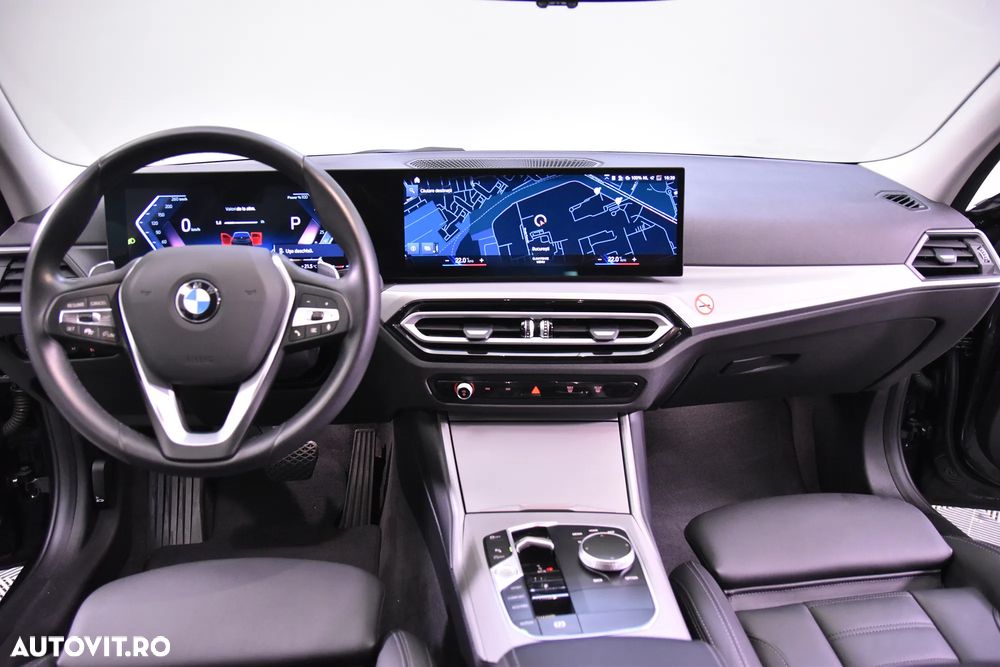 BMW Seria 3 318i Touring Aut. - 9