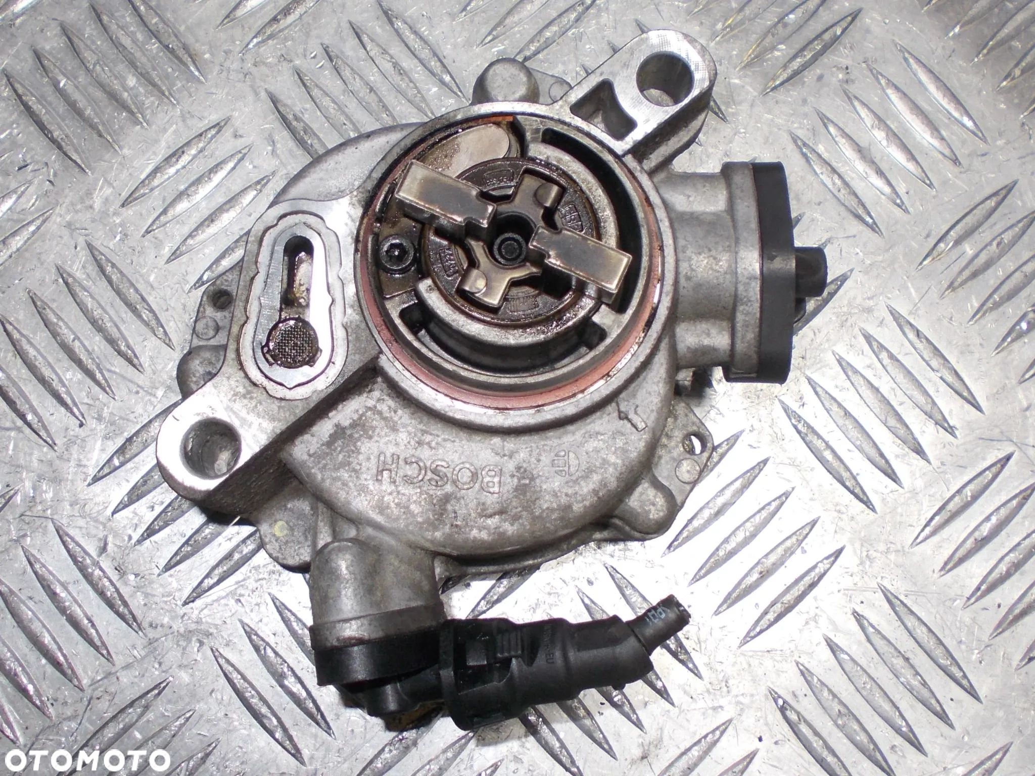 Citroen C5 III DS3 DS4 DS5 Jumpy II III - pompa vacum 1.6 HDI - 1