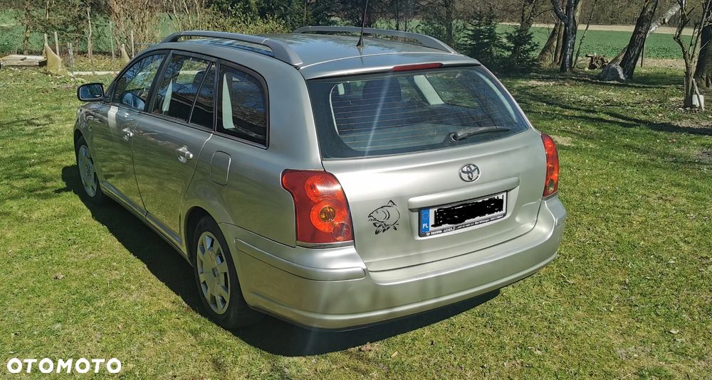 Toyota Avensis 2.0 D-4D Sol - 5