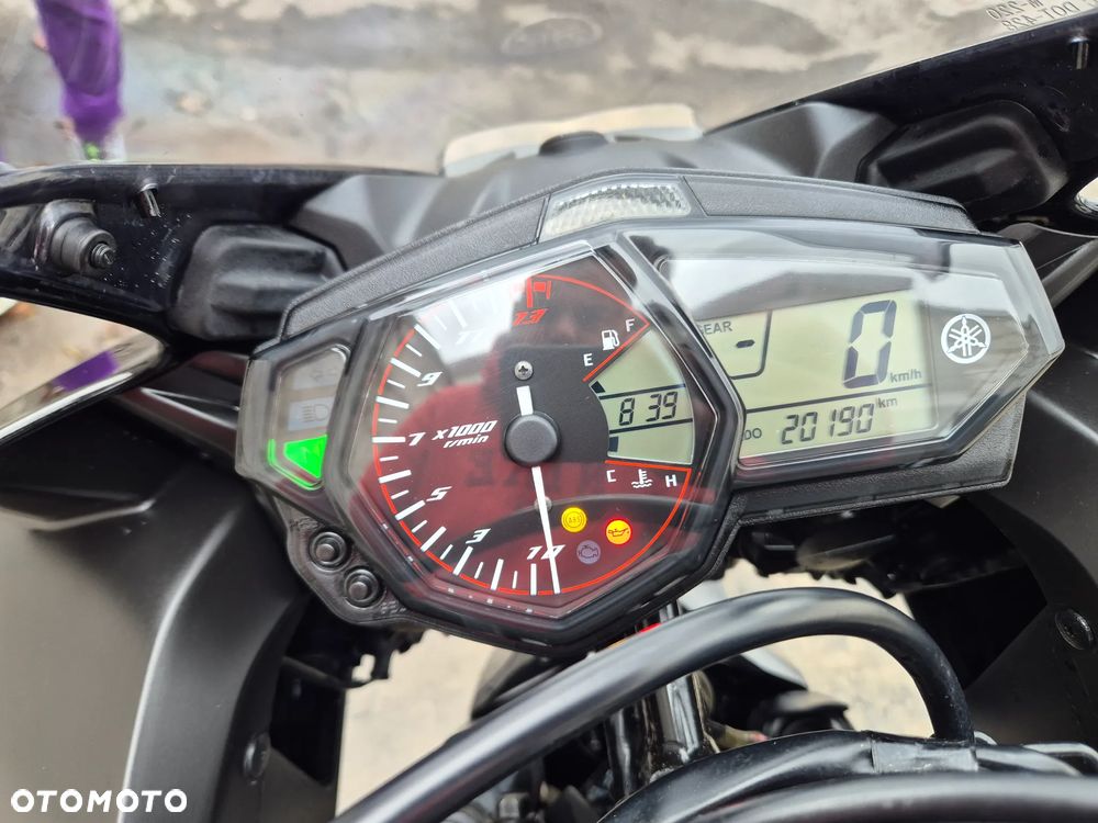 Yamaha R3 - 11