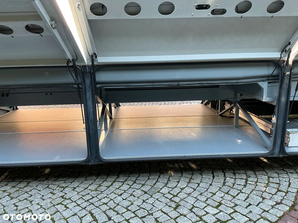 Mercedes-Benz INTOURO m - 12