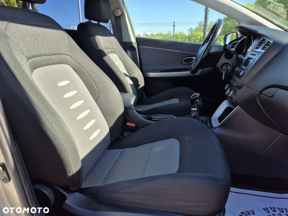 Kia Ceed - 5