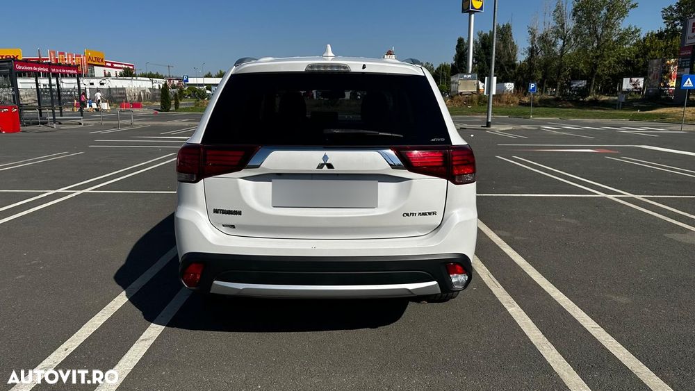 Mitsubishi Outlander 2.2 Litre DI-D AWD Instyle Aut. - 5