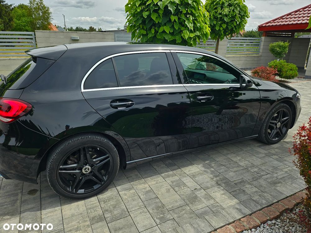 Mercedes-Benz Klasa A 180 Edition 1 7G-DCT - 28
