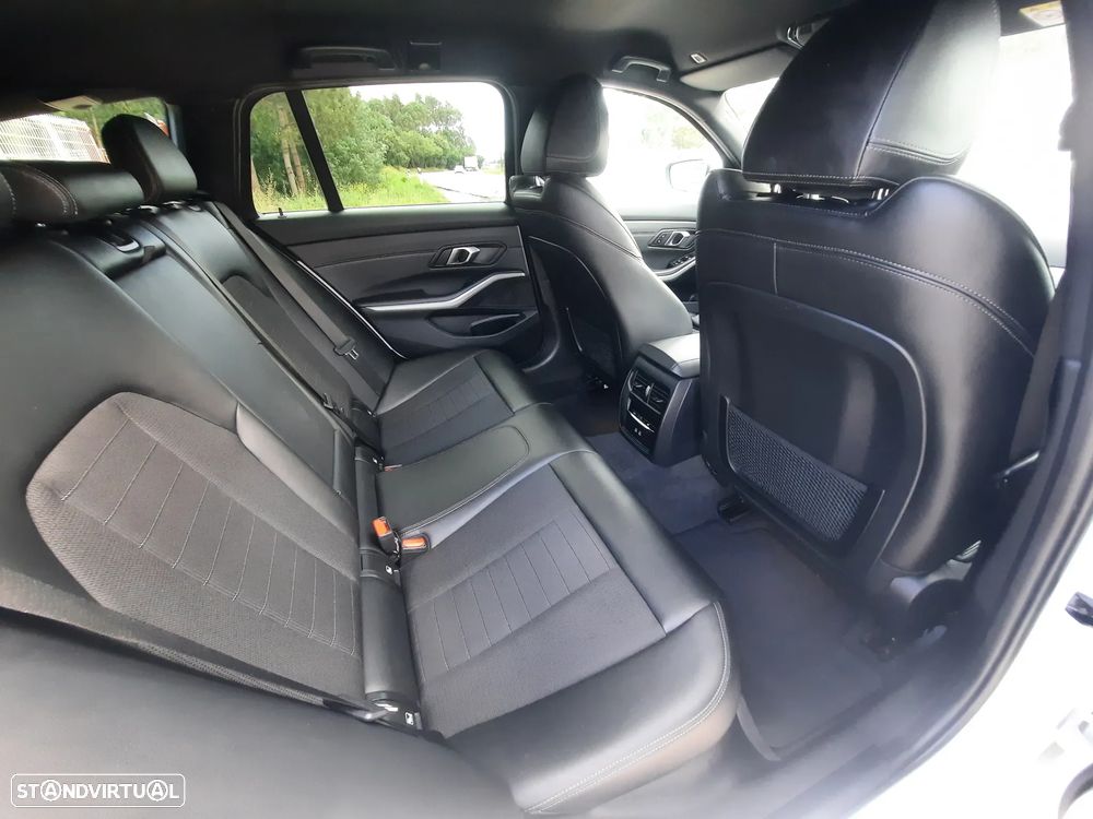 BMW 320 e Line Sport Auto - 38