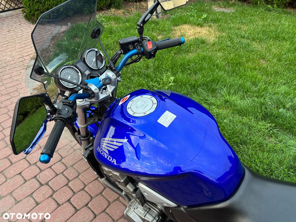 Honda Hornet - 28