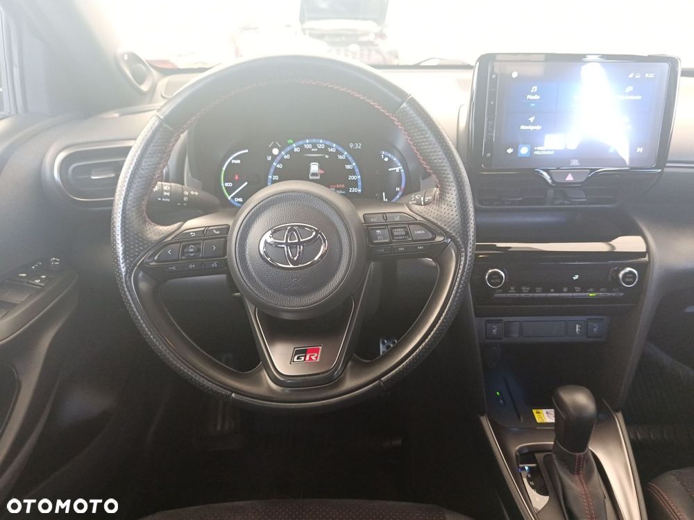 Toyota Yaris Cross Hybrid 1.5 GR Sport - 12