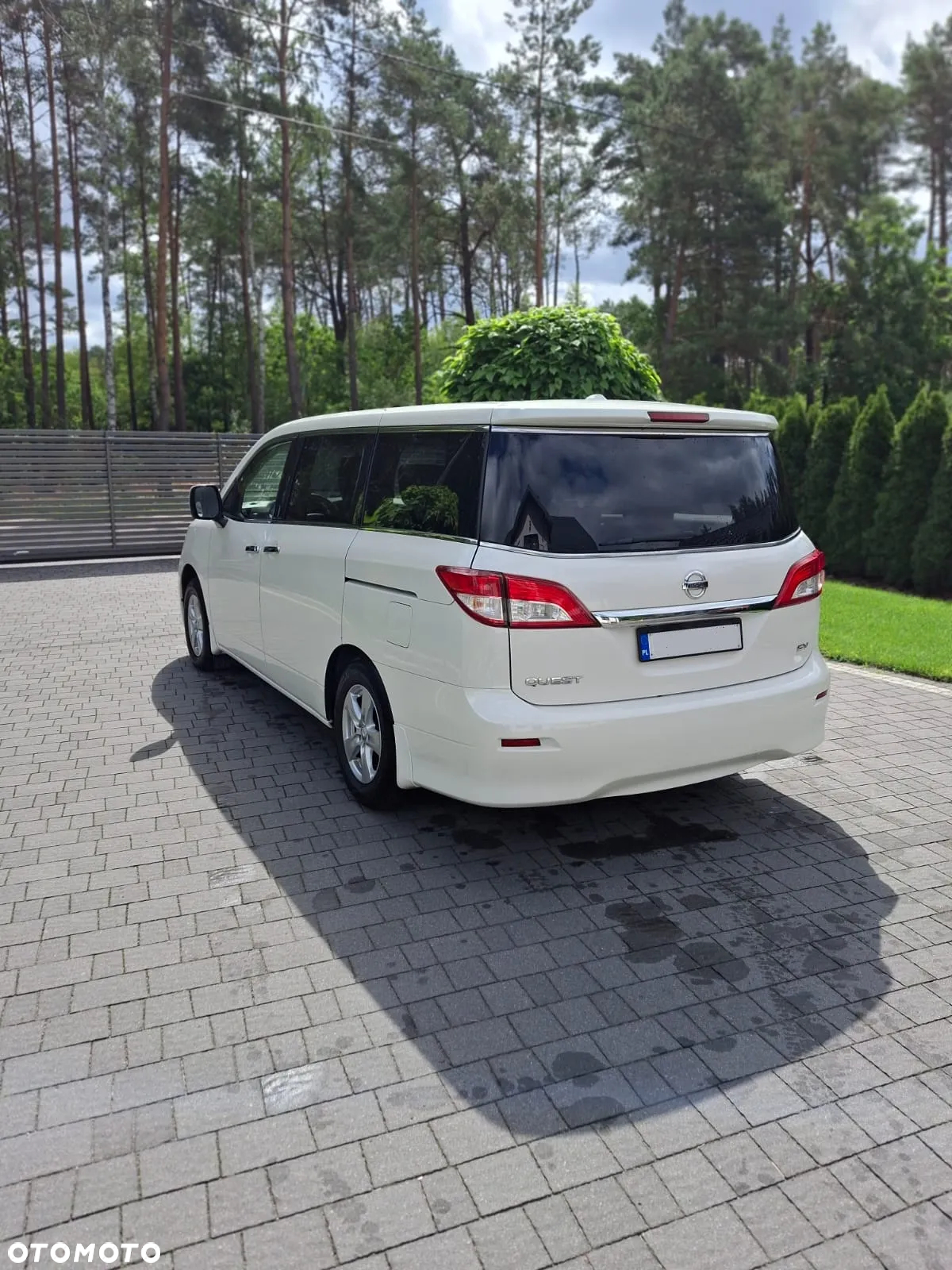 Nissan Quest - 6
