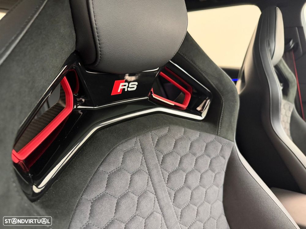 Audi RS4 Avant quattro tiptronic - 34