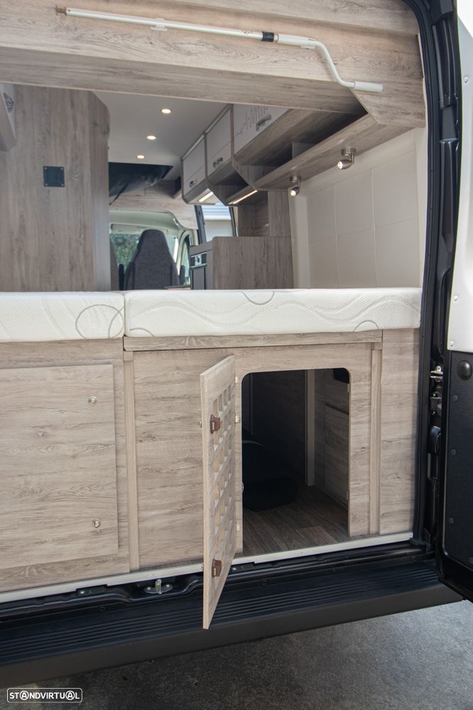 Peugeot Boxer BRAVIA SWAN 599 - 15