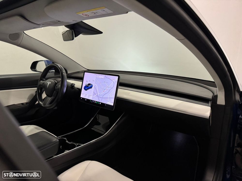 Tesla Model 3 Long-Range Dual Motor AWD - 28